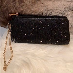 Also Wristlet 3/ $15 🎄